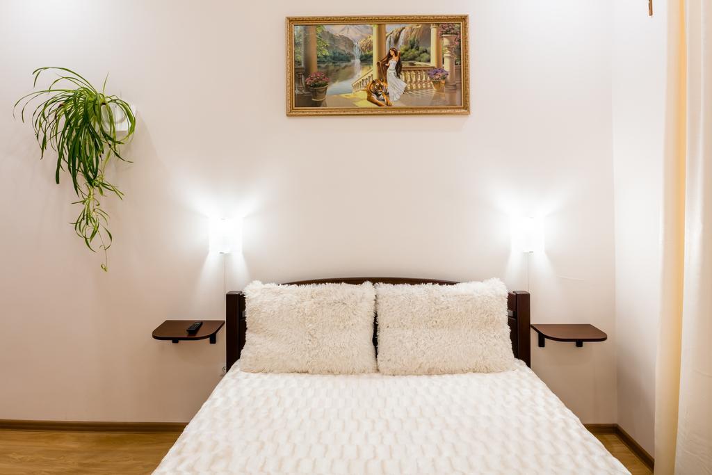Apartment On Khmelnytskogo Street Lvov Exteriér fotografie