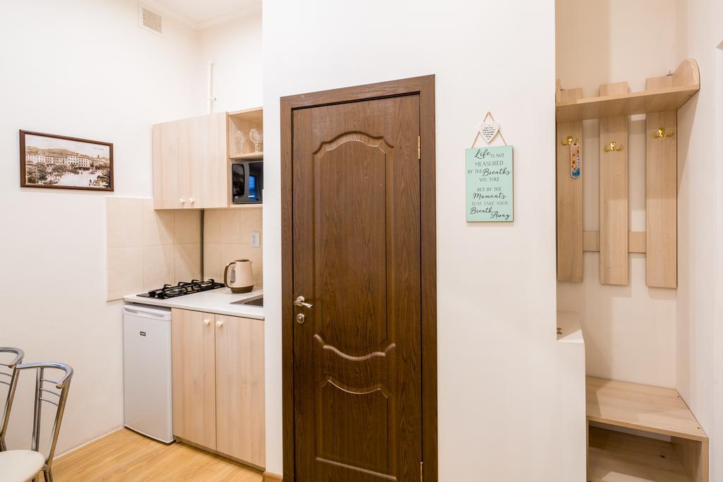 Apartment On Khmelnytskogo Street Lvov Exteriér fotografie